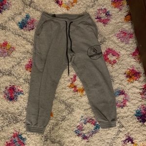 Volcolm joggers / sweats